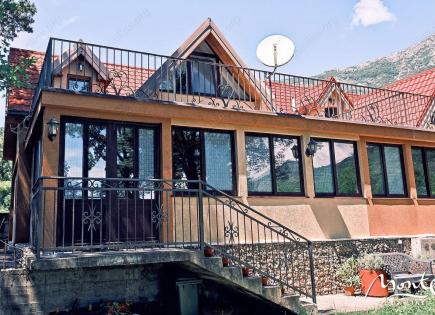 Casa adosada para 190 000 euro en el Bar, Montenegro