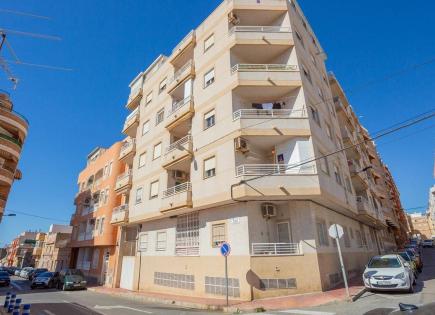 Penthouse for 96 000 euro in Torrevieja, Spain