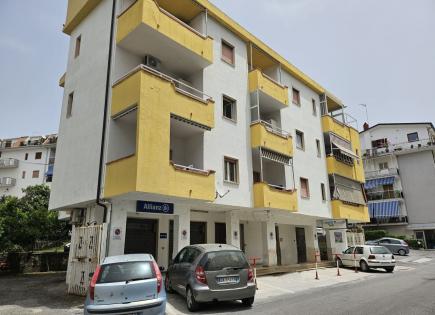 Apartamento para 50 000 euro en Scalea, Italia
