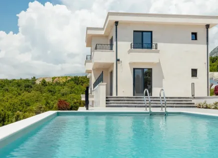 Villa for 1 330 000 euro in Rezevici, Montenegro