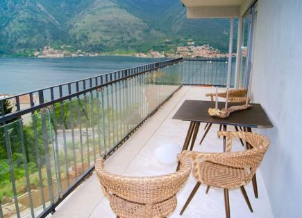 Wohnung für 506 000 euro in Kotor, Montenegro