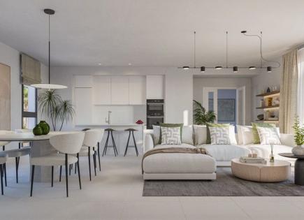 Apartment für 238 000 euro in Estepona, Spanien