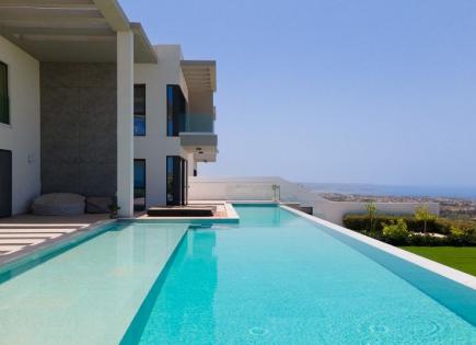 Villa for 2 900 000 euro in Paphos, Cyprus