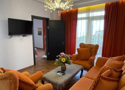 Appartement pour 608 Euro par mois à Batoumi, Géorgie