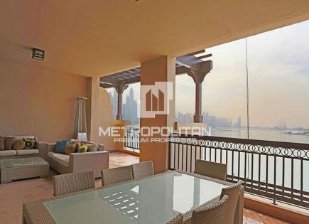 Apartment for 4 313 072 euro in Dubai, UAE