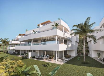 Penthouse for 815 000 euro in Estepona, Spain