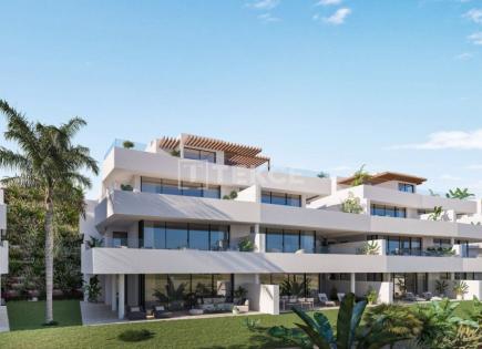 Apartment for 816 000 euro in Estepona, Spain